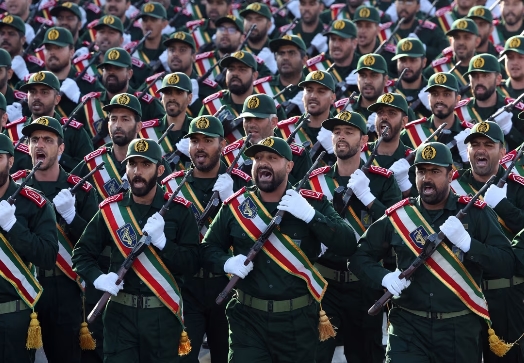 CNN: “Dorëzohuni ose vdisni!” Trump paralajmëroi Gardën Revolucionare të Iranit! Nga Forca Quds te Basij, pse IRGC është shtylla e pushtetit