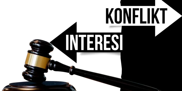 Presidenti Begaj dekreton ligjin e ri për konfliktin e interesit, gjoba deri në 500 mijë lekë për zyrtarët, kufizime të ashpra për krerët e drejtësisë