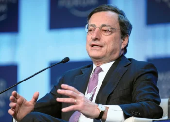 Draghi i ashpër me Europën: Nëse dëshiron pushtet duhet të bëhet federatë!
