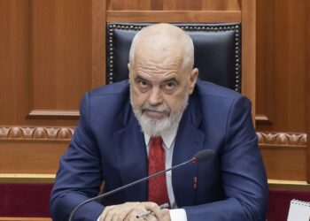 Rama pas akuzave të Berishës: Me helikopter jo vetëm në Korçë, por edhe në Vlorë! Ligësi dhe padije e madhe që…