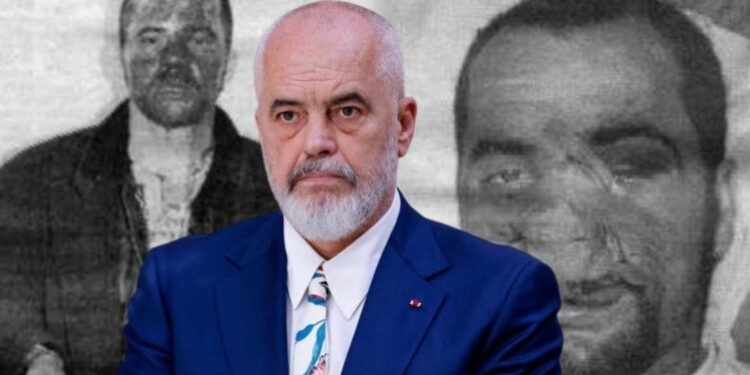 “Ma morën hundën në dorë dhe ma bënë copash”, Rama kujton dhunën në 1997: Ca skluptorë m’u futën me shufra hekuri