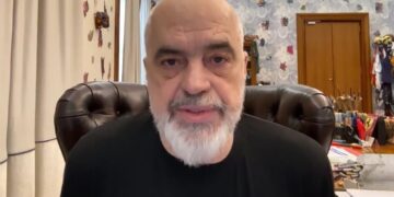 “Për cilën përbaltje kryeministrore flisni?”/ Vijon debati për pagat, Rama-gjyqtarëve: Ju kemi mbështetur me të gjitha forcat