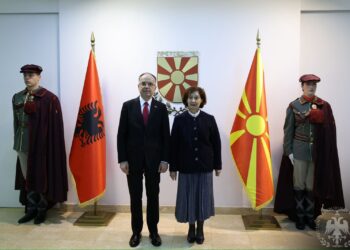 Begaj takim me homologen e tij në Maqedoninë e Veriut: Shqipëria e vendosur për forcimin e partneritetit dhe rrugën drejt BE