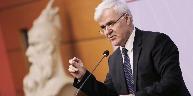 SPAK “i mbylli derën” komisionit, Xhafaj i përgjigjet Klodian Brahos: Kemi të drejtë kontrolli