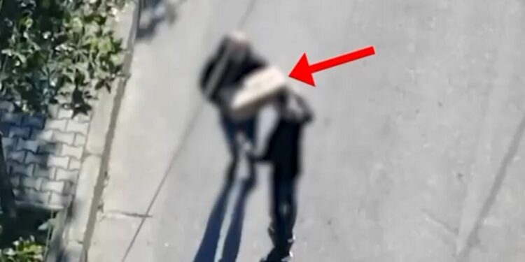 VIDEO / Trafikonin armë nga Kosova dhe i shisnin në Tiranë, goditet grupi kriminal: 4 të arrestuar