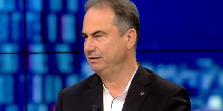 Protesta e 10 shkurtit, Luçiano Boçi tregon skenarët: Dalim për qytetarët