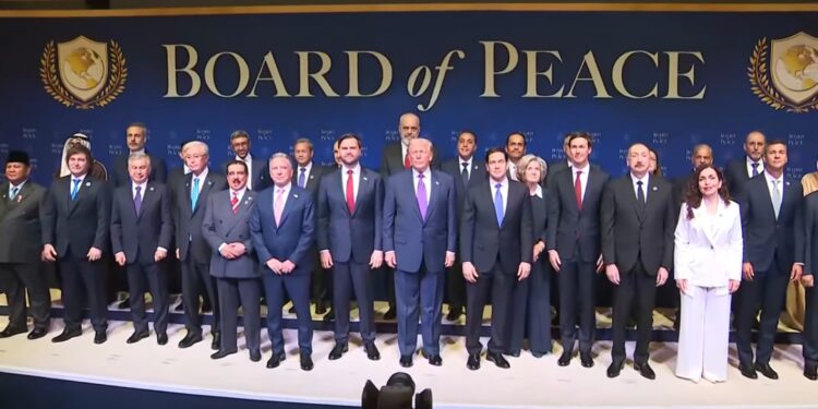 Bordi i Paqes prezanton faqen zyrtare, vendosen flamujt e Shqipërisë e Kosovës! Rama shfaqet krah Trump