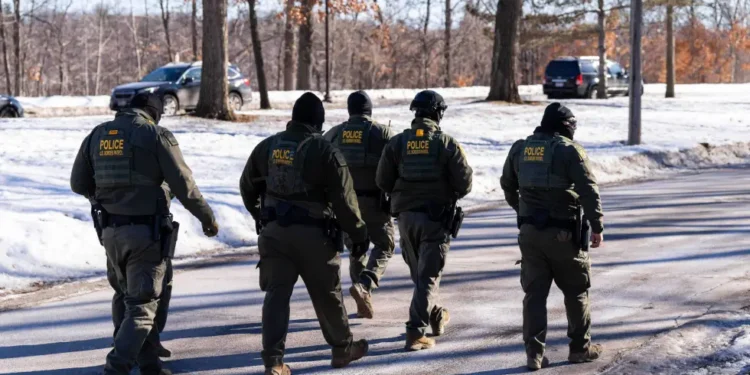 Hetim federal ndaj oficerëve të ICE, dyshohet se gënjyen nën betim për të shtënat në Minneapolis