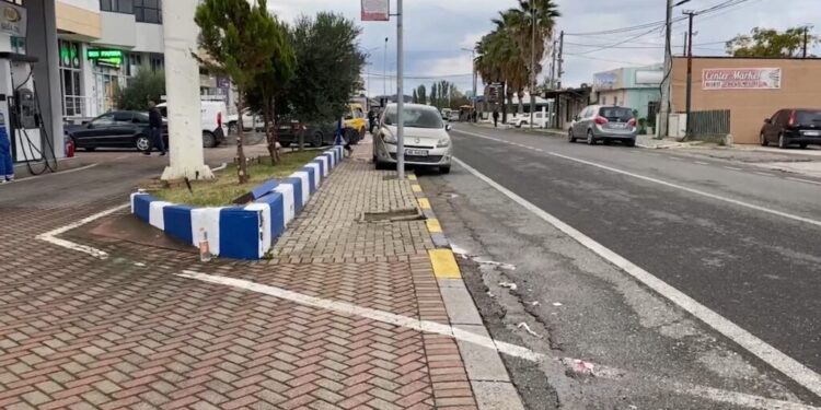 Dy të rinj u vranë për një kafe, dorëzohet 31-vjeçari në kërkim për ngjarjen e Manzës