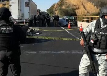 Vendi i terrorizuar nga karteli në Meksikë, banorët refuzojnë të dalin nga shtëpitë