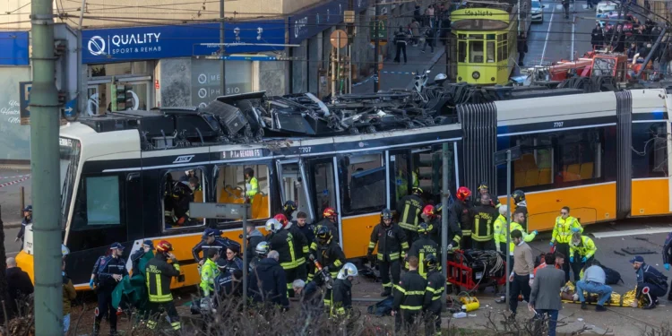 Shoferit i ra të fikët dhe …/ Si ndodhi aksidenti i tramvajit me dy viktima dhe 40 të plagosur në Milano