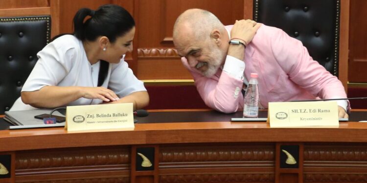 Socialistët mblidhen në Kryesi, të pranishëm Rama dhe Balluku