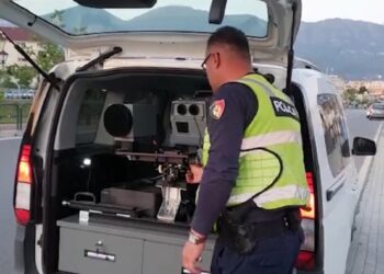 Drejtonte automjetin i dehur, arrestohet kryeinspektori i shërbimit zjarrfikës në Elbasan