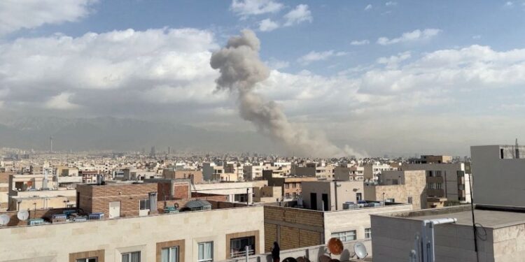 Ministria e Jashtme e Iranit: E ligjshme të përgjigjemi ndaj sulmeve të SHBA dhe Izraelit