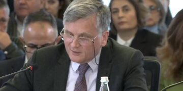 “Kodi aktual nuk i përmbush standardet”, ambasadori i OSBE: Komisioni për Reformën Zgjedhore të rifillojë punën