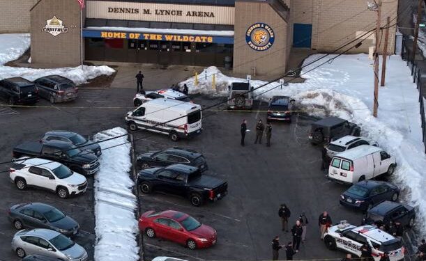 Përgjaket ndeshja e hokejit, tre të vrarë dhe disa të plagosur në SHBA