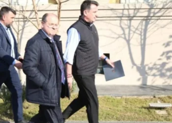 Këshilltarët ndërkombëtarë të Veliajt për Eureporter: Persekutim për motive politike! Paraburgimi po pengon ushtrimin e detyrës