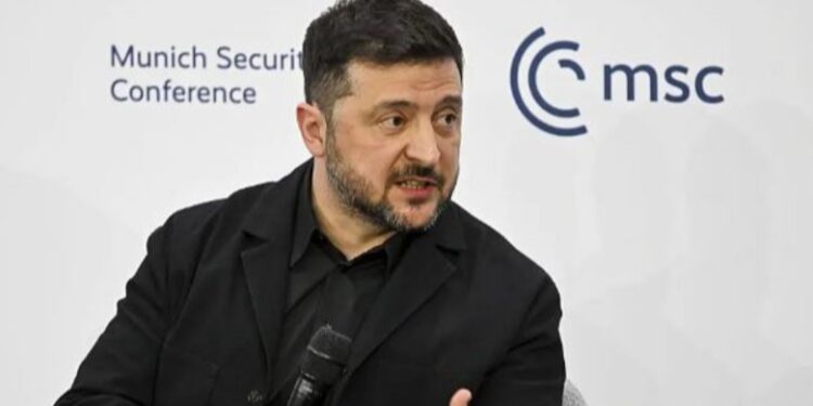 Putin do më helmojë si Navalnyn? Zelensky në Mynih: Përpiqem të mos mendoj për planet e presidentit rus