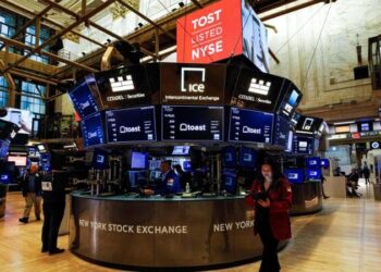 Panik në tregjet globale, lufta në Iran godet bursat dhe rrit çmimet e energjisë