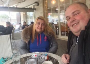 Publikoi sërish pamje të motrës së tij të zhveshur, Genardi dhe Sonida shtrohen për herë të dytë në Psikiatri