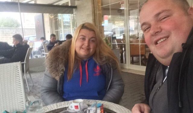 Publikoi sërish pamje të motrës së tij të zhveshur, Genardi dhe Sonida shtrohen për herë të dytë në Psikiatri