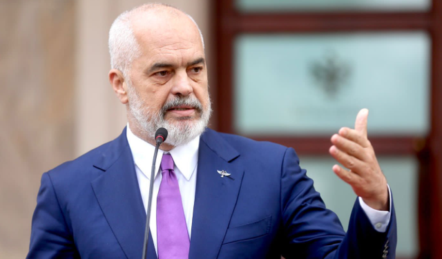 Dalin detajet/ Çfarë pritet të ndodhë në takimin e Edi Ramës me kabinetin dhe socialistët te Pallati i Kongreseve?