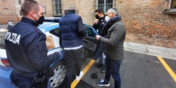 Pjesë e një rrjeti të trafikut të kokainës, arrestohet 26-vjeçari shqiptar në Itali! Nën hetim edhe persona të tjerë