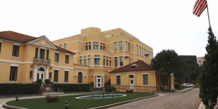 A rrezikohet Shqipëria nga MEK pas sulmeve të Iranit, reagon Ambasada e SHBA