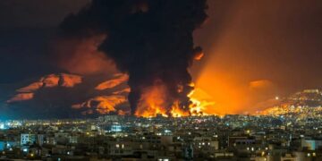 “Dëme të mëdha materiale”, përfshihet nga flakët impianti më i madh i gazit në Katar pas sulmeve nga Irani