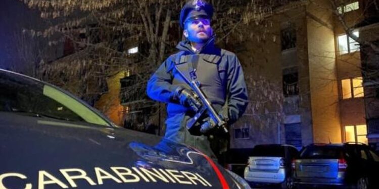 Pranga shqiptarit në Bergamo, tentoi të grabisë një 85-vjeçar dhe rrahu policin italian