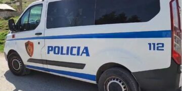 Tentoi të vriste me thikë 60-vjeçarin në Korçë, arrestohet autori