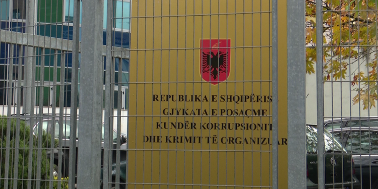 Kultivim dhe shitje narkotikësh, dënohen 5 anëtarët e grupit kriminal