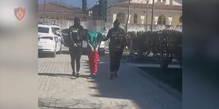 E dënuar me 10 vjet burg në Gjermani për drogë, kapet 19-vjeçarja në Tiranë
