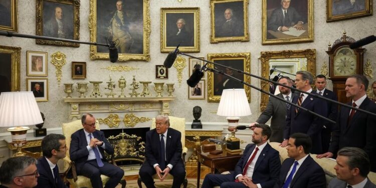 “Ishte diçka që duhej bërë”, Trump: Çmimet e larta të naftës do të jenë deri në përfundim të luftës me Iranin