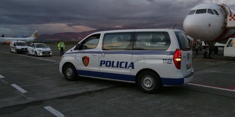 EMRI / Ekstradohet nga Britania e Madhe anëtari i grupit të Laert Haxhiut