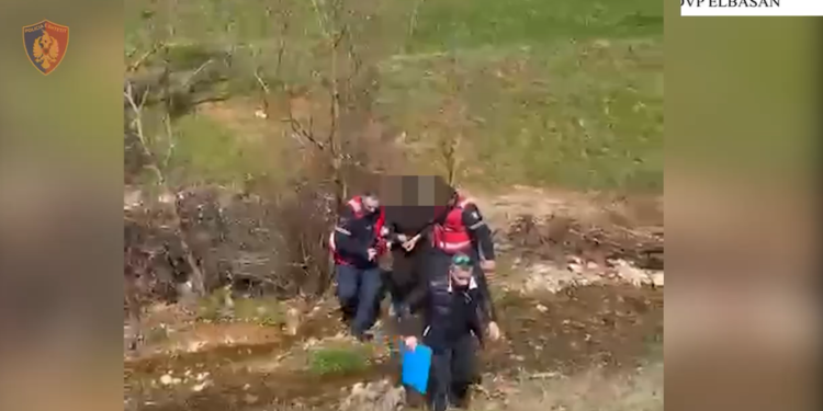 Pjesë e një grupi kriminal, arrestohet 37-vjeçari i dënuar për drogë në Elbasan