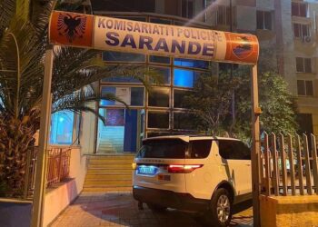 Kush është Kristi Ceka që dhunoi ish-bashkëshorten në Sarandë dhe i vuri pistoletën në kokë kunatit të saj