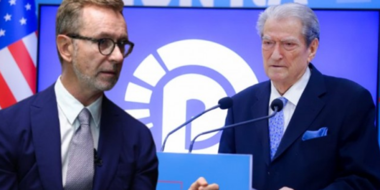 Berisha akuzoi ambasadorin Gonzato për trillime ndaj PD-së, reagon KE: Nuk komentojmë mbi spekulime