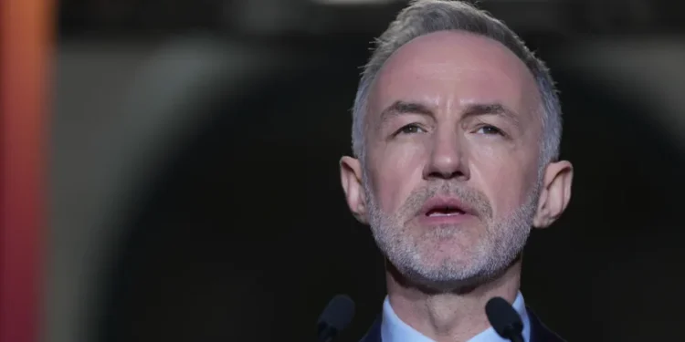 Socialisti Emmanuel Grégoire zgjidhet kryetar bashkie i Parisit, partia Le Pen dështon në qytetet kryesore