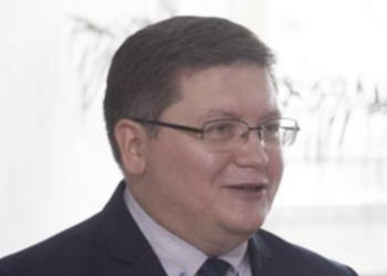 “Emri i shefit të ri të Zyrës ruse në Kosovë figuron në një databazë që e lidh me inteligjencën ruse”