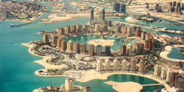 200 shqiptarë rezidentë në Katar! I dërguari me punë i Shqipërisë: Askush s’është prekur nga sulmet