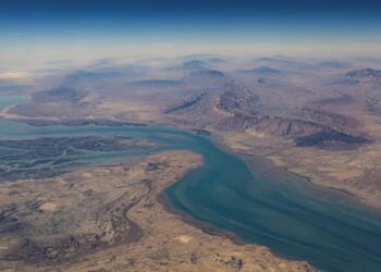 Lufta me Iranin vendos fatin e ekonomisë globale? Financial Times: Gjithçka varet nga nafta!