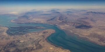 Lufta me Iranin vendos fatin e ekonomisë globale? Financial Times: Gjithçka varet nga nafta!