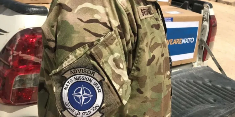 NATO zhvendos misionin në Itali, tërheq të gjitha trupat e saj nga misioni këshillues në Irak