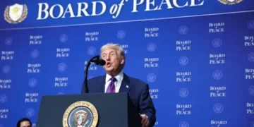 “Bordi i Paqes” fillon nga puna/ Shpalos planin për çarmatosjen e Hamasit dhe rindërtimin e Gazës