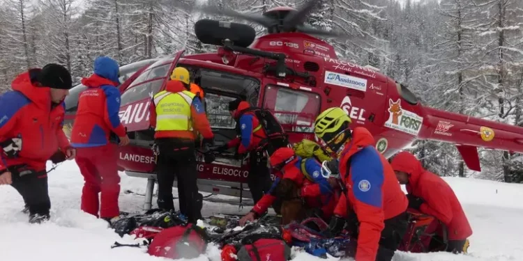 Dy të vdekur dhe pesë të plagosur nga një ortek në Itali