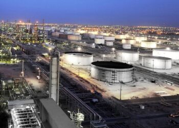 Tjetër goditje ndaj infrastrukturës energjetike në vendet e Gjirit, sulmohet rafineria e dytë e naftës në Kuvajt