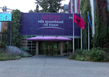 Rama mbledh nesër Kryesinë e PS pas ndryshimeve në qeveri, çfarë pritet të diskutohet