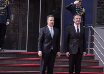 Peleshi takon Kurtin në Prishtinë: Mbështesim agjendën euro-atlantike të Kosovës