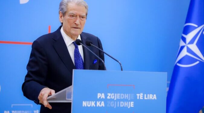 GJK zbardh vendimin: Zgjatja e “arrestit shtëpiak” për Sali Berishën, masë antikushtetuese